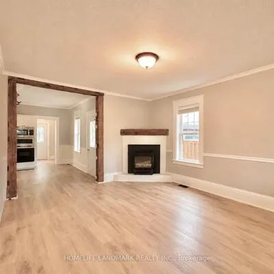 111,&nbsp;Penetang, Codrington, Barrie
