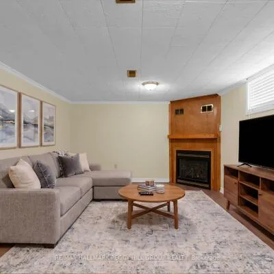 208,&nbsp;Garson, Painswick North, Barrie