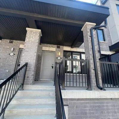 21, Baynes, Bradford, Bradford West Gwillimbury