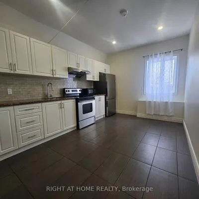 17, Barrie, Bradford, Bradford West Gwillimbury