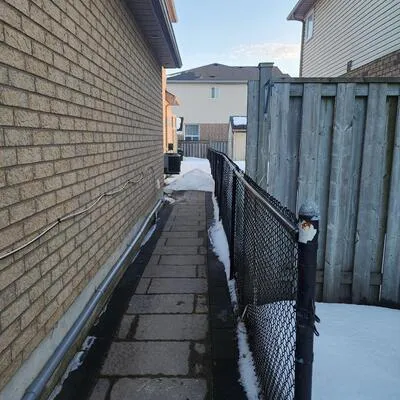 87,&nbsp;Breeze, Bradford, Bradford West Gwillimbury