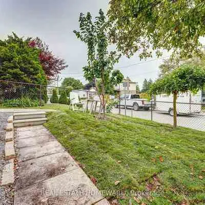 77,&nbsp;Toronto, Bradford, Bradford West Gwillimbury