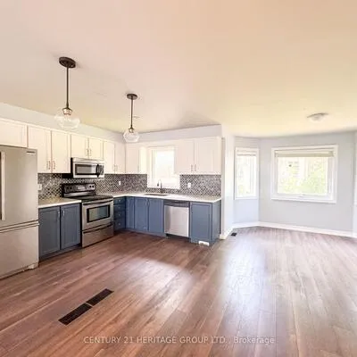 119,&nbsp;Metcalfe, Bradford, Bradford West Gwillimbury