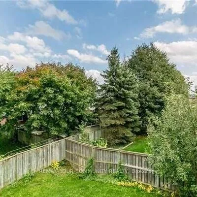 57,&nbsp;Metcalfe, Bradford, Bradford West Gwillimbury