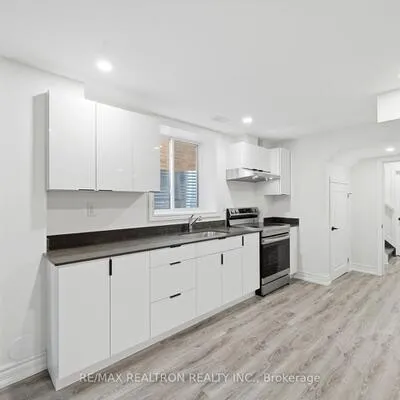 55,&nbsp;Bartram, Bradford, Bradford West Gwillimbury
