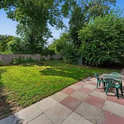 166,&nbsp;Collings, Bradford, Bradford West Gwillimbury