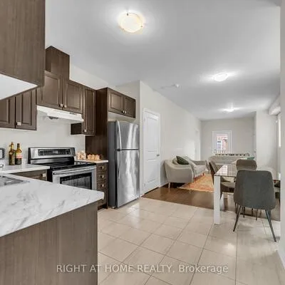 126, Blackwell, Bradford, Bradford West Gwillimbury