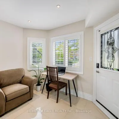 15, Eve, Bradford, Bradford West Gwillimbury