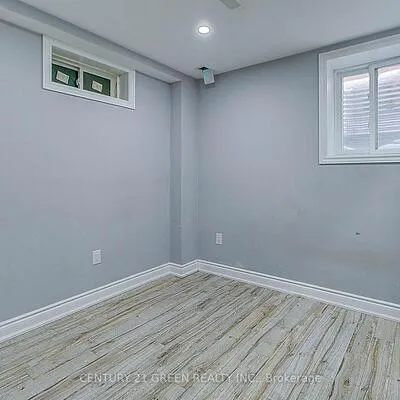 73, Wandering Glider, Bradford, Bradford West Gwillimbury