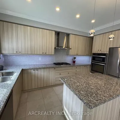 37, Matthewson, Bradford, Bradford West Gwillimbury