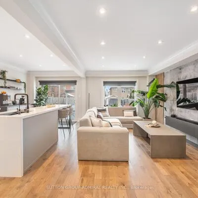 14, Booth, Bradford, Bradford West Gwillimbury