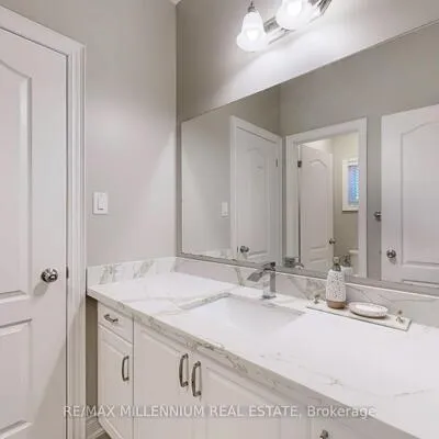 845,&nbsp;Langford, Bradford, Bradford West Gwillimbury