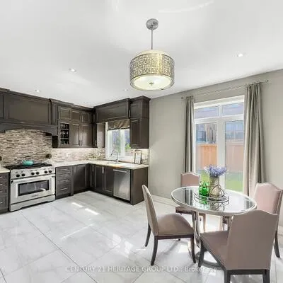 20,&nbsp;Barrow, Bradford, Bradford West Gwillimbury