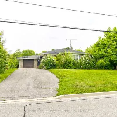 270,&nbsp;Walker, Bradford, Bradford West Gwillimbury