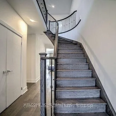 125,&nbsp;Gardiner, Bradford, Bradford West Gwillimbury