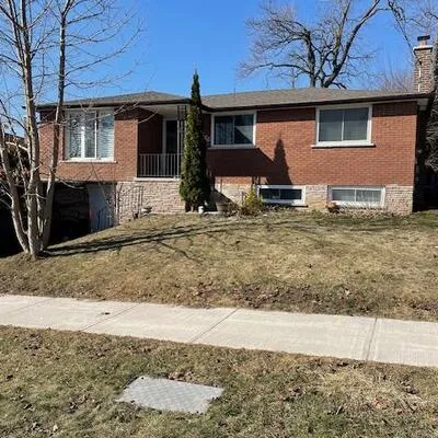 166,&nbsp;Collings, Bradford, Bradford West Gwillimbury