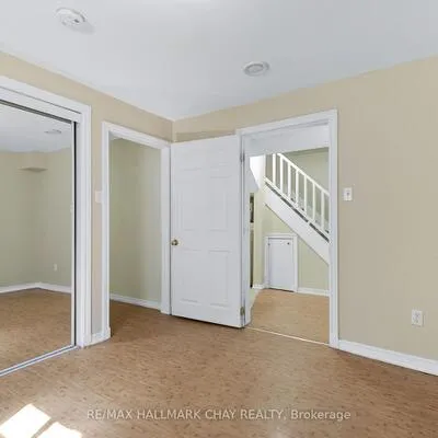 492,&nbsp;Britannia, Bradford, Bradford West Gwillimbury