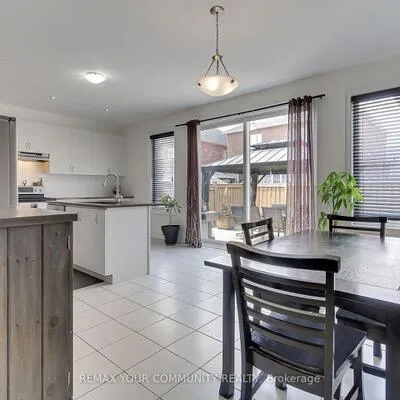 26,&nbsp;Hodgson, Bradford, Bradford West Gwillimbury