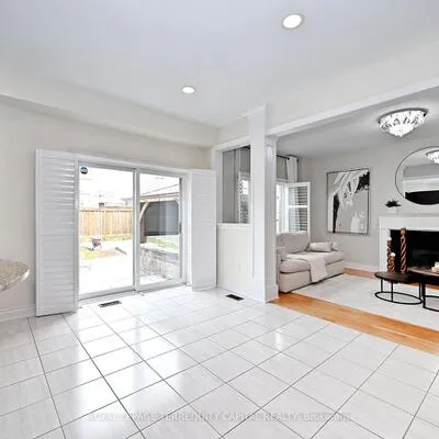 124,&nbsp;Milby, Bradford, Bradford West Gwillimbury
