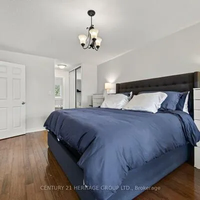 39,&nbsp;Booth, Bradford, Bradford West Gwillimbury
