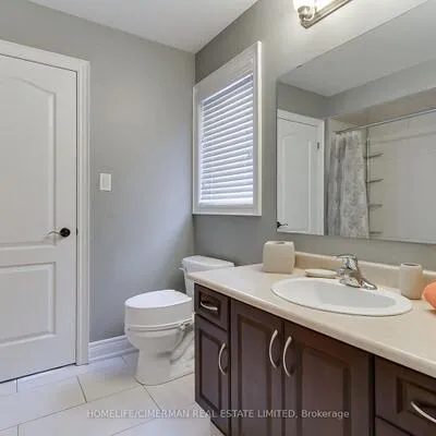 88,&nbsp;Chelsea, Bradford, Bradford West Gwillimbury