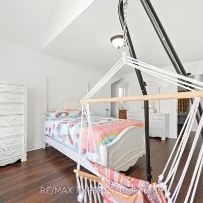 18,&nbsp;Vista, Bradford, Bradford West Gwillimbury