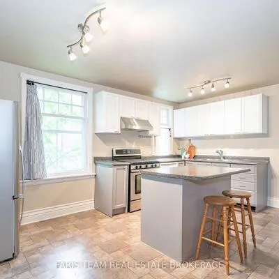 105,&nbsp;Barrie, Bradford, Bradford West Gwillimbury