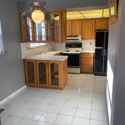 24,&nbsp;Dean, Brampton East, Brampton
