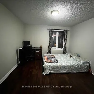 17,&nbsp;Gosling, Brampton West, Brampton