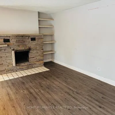 12084, Hurontario, Snelgrove, Brampton