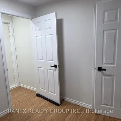 16,&nbsp;Lynwood, Madoc, Brampton