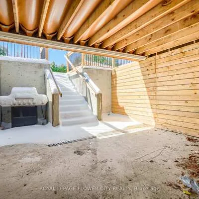 12,&nbsp;Gondola, Northgate, Brampton