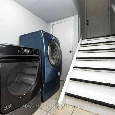 47,&nbsp;Corby Cres - Main, Brampton South, Brampton