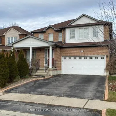 29,&nbsp;Hollowgrove, Vales of Castlemore, Brampton