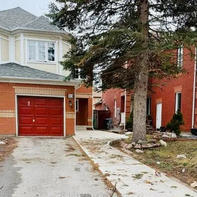 33,&nbsp;Clover Bloom, Sandringham-Wellington, Brampton