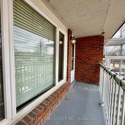 72,&nbsp;Dantek, Brampton North, Brampton