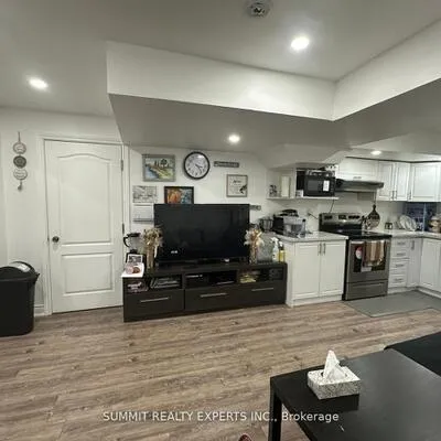 64,&nbsp;Leparc, Vales of Castlemore North, Brampton