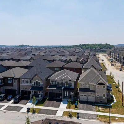 40,&nbsp;Icon, Sandringham-Wellington North, Brampton