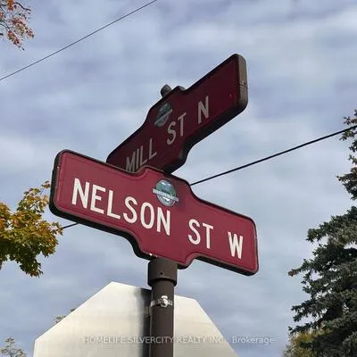 50,&nbsp;Nelson, Downtown Brampton, Brampton