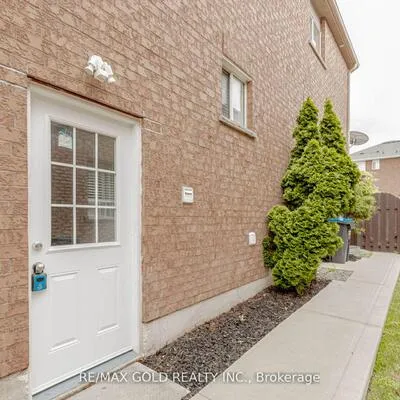 71,&nbsp;Pertosa, Fletcher's Meadow, Brampton