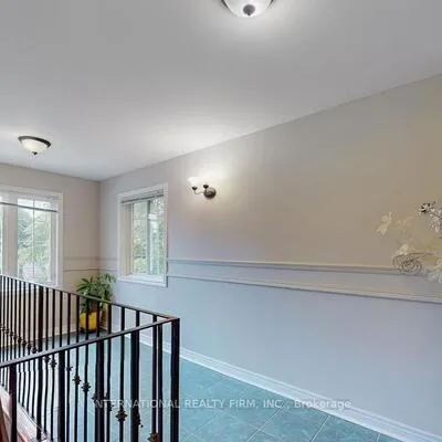 6,&nbsp;English, Brampton West, Brampton