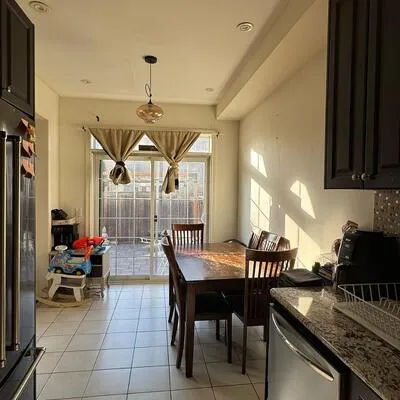 18,&nbsp;Eastlake, Fletcher's Meadow, Brampton