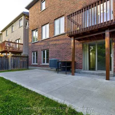 42,&nbsp;Arrowpoint, Credit Valley, Brampton
