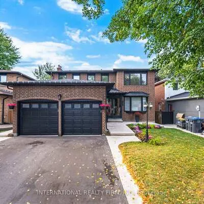 102,&nbsp;Tanager, Heart Lake West, Brampton