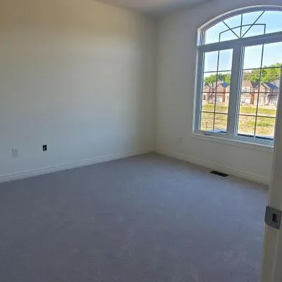 12,&nbsp;Lilestone, Credit Valley, Brampton