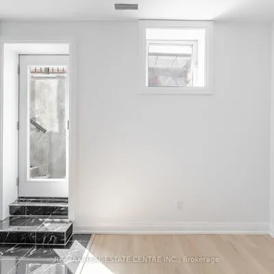 17,&nbsp;Wonder, Vales of Castlemore, Brampton