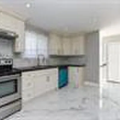 76,&nbsp;Flowertown, Northwood Park, Brampton