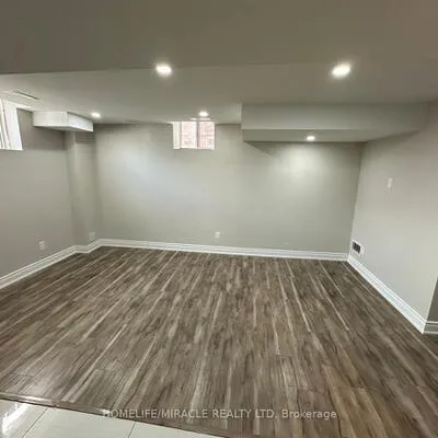 227,&nbsp;Sussexvale, Sandringham-Wellington, Brampton