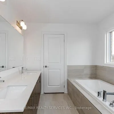 66,&nbsp;Circleview, Bram West, Brampton