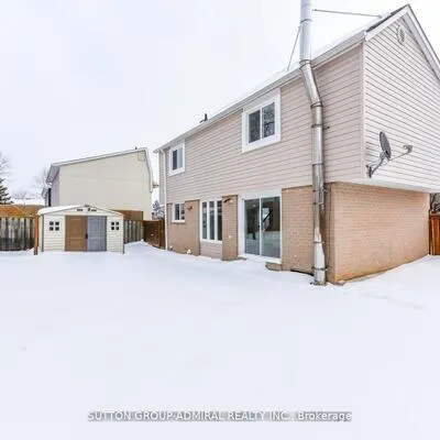 4,&nbsp;Hardcastle, Central Park, Brampton